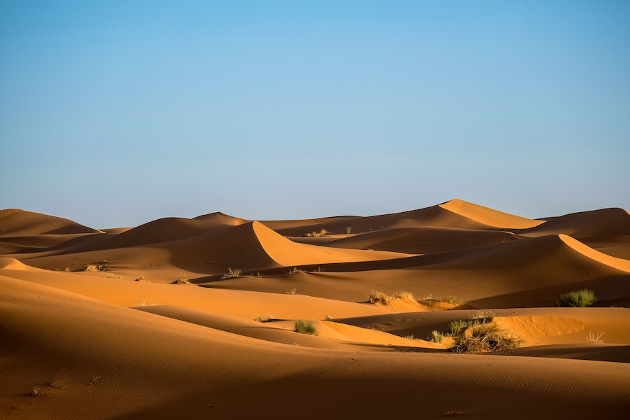响沙湾：集观光与休闲度假为一体的综合型的沙漠休闲景区