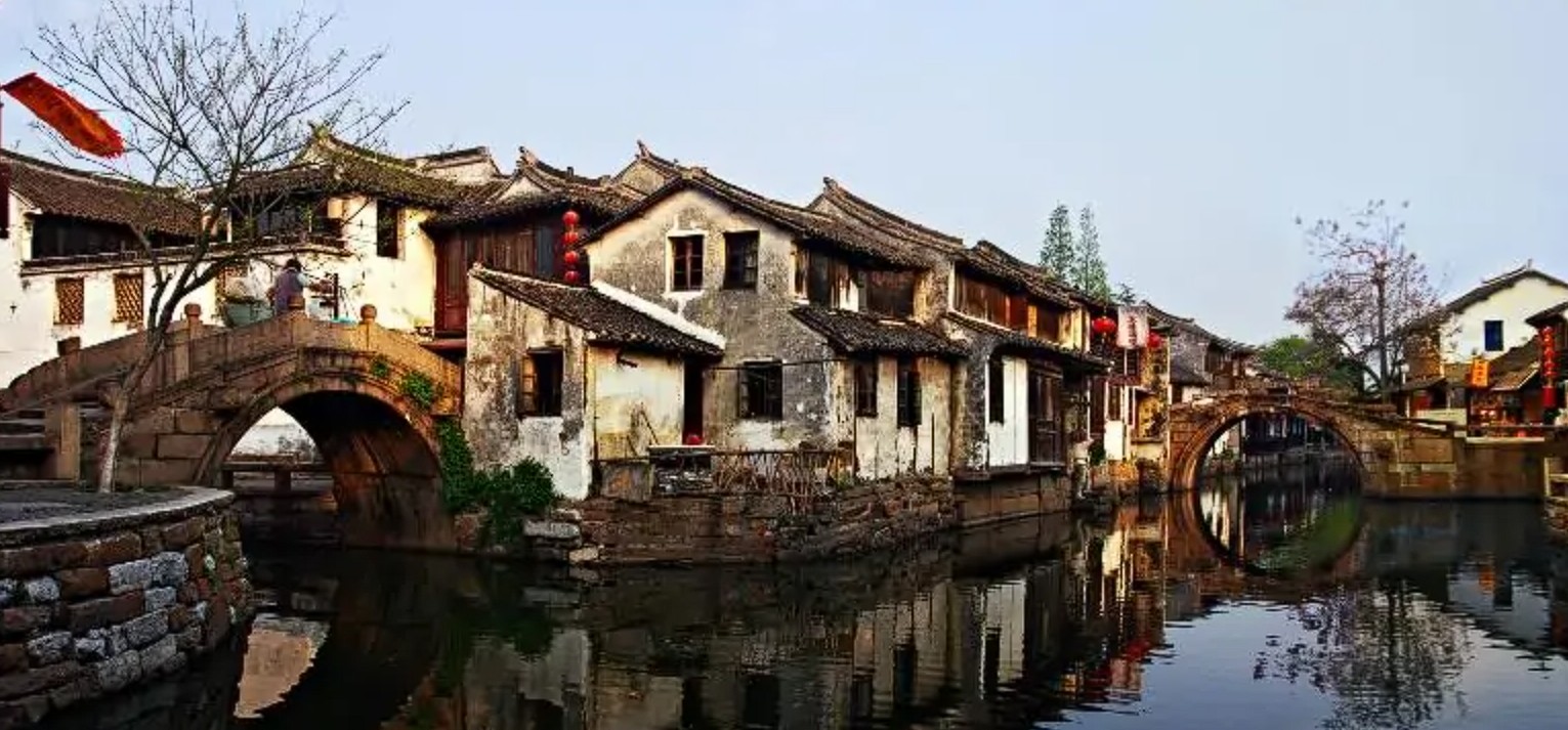 周庄古镇：首批5A级旅游景区，享有“中国第一水乡”的美誉