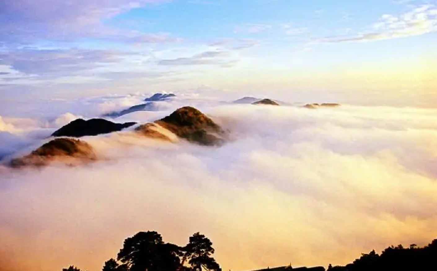 衡山旅游区：首批国家5A级旅游景区，“寿比南山”中的南山，享“五岳独秀”的美称
